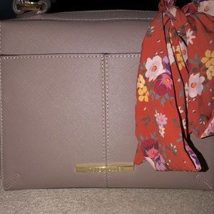 Beautiful Steve Madden purse! New!